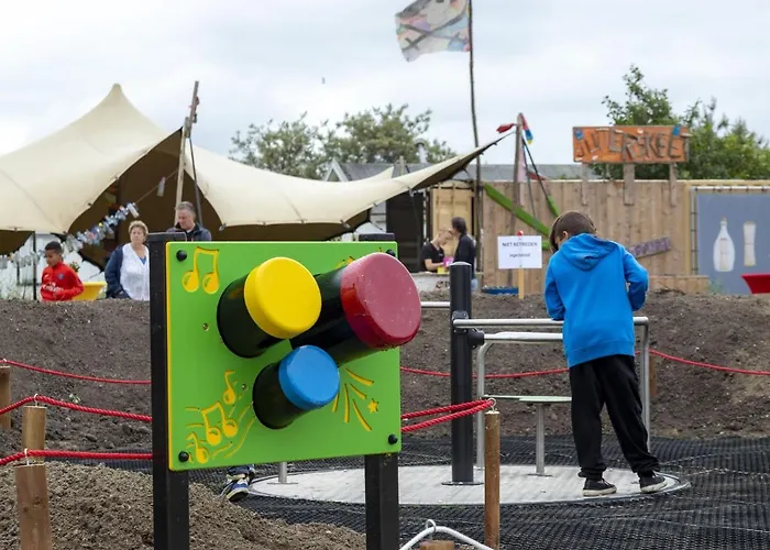 Dom wakacyjny In With Nautical Charm s-Gravenzande